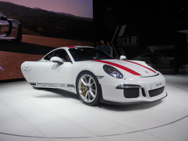 porsche 911R.JPG